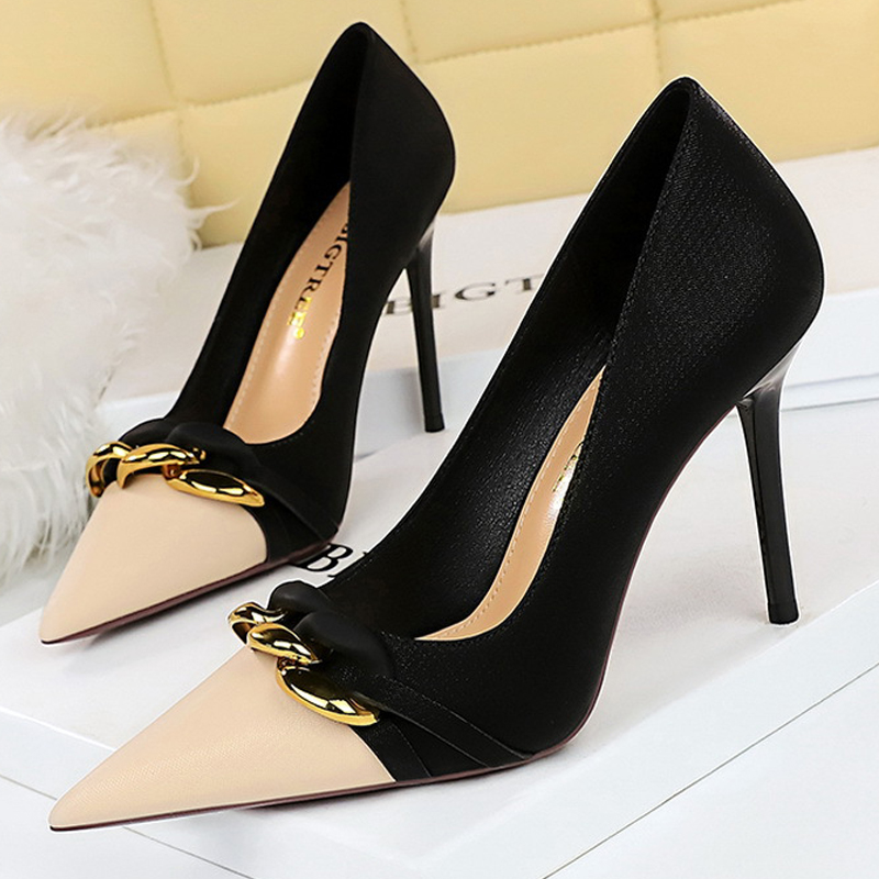 Shoe Tree - BIGTREE รองเท้าผู้หญิงปั๊มโซ่โลหะตกแต่งรองเท้าส้นสูงผสมสีชี้ Stilettos Lady Heels รองเท้าหญิงปั๊ม
