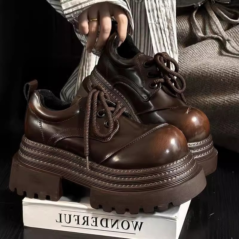 Leather Shoe Polish - รองเท้าโลฟเฟอร์สไตล์เรโทรอังกฤษสำหรับฤดูใบไม้ผลิปี 2025 รุ่นใหม่ พื้นรองเท้าแบบฟองน้ำและพื้นหนา รองเท้าหนังขัดเงา